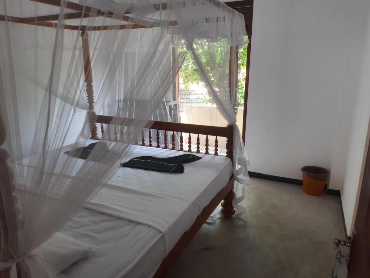 Bluefin Place To Stay Unawatuna Ngoại thất bức ảnh
